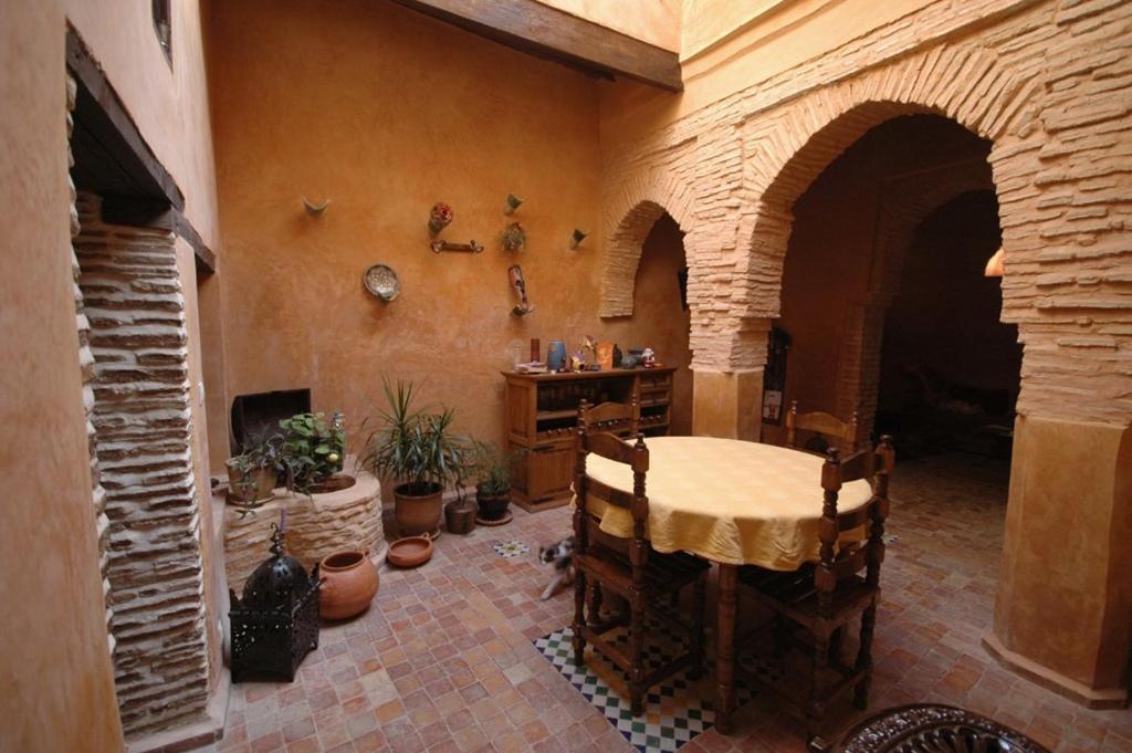 Riad Felloussia Meknes Exterior photo